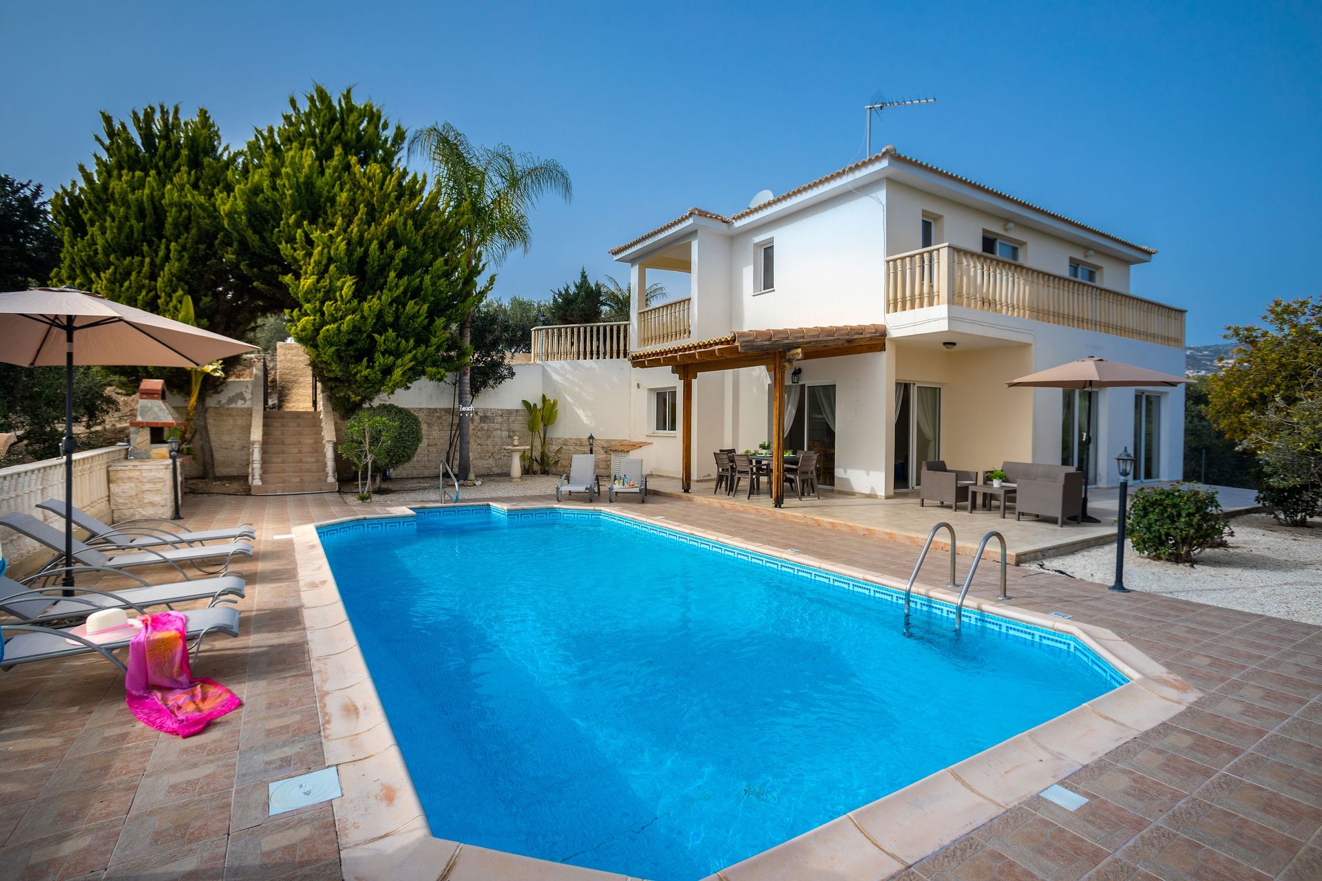 EASTMED VILLAS PAPHOS