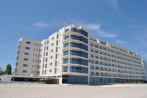 Riviera Residence Apartments - 