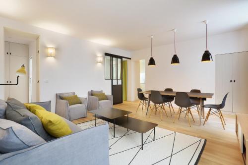 PICK A FLAT S APARTMENT AT RUE CORNEILLE SAINT GERMAIN