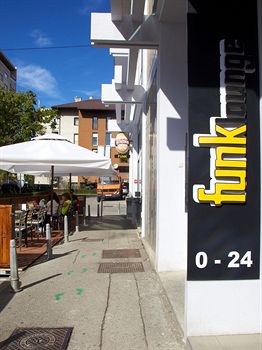 Funk Lounge Hostel