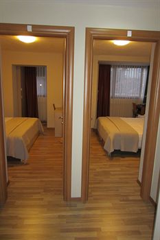 Freddy's Hostel
