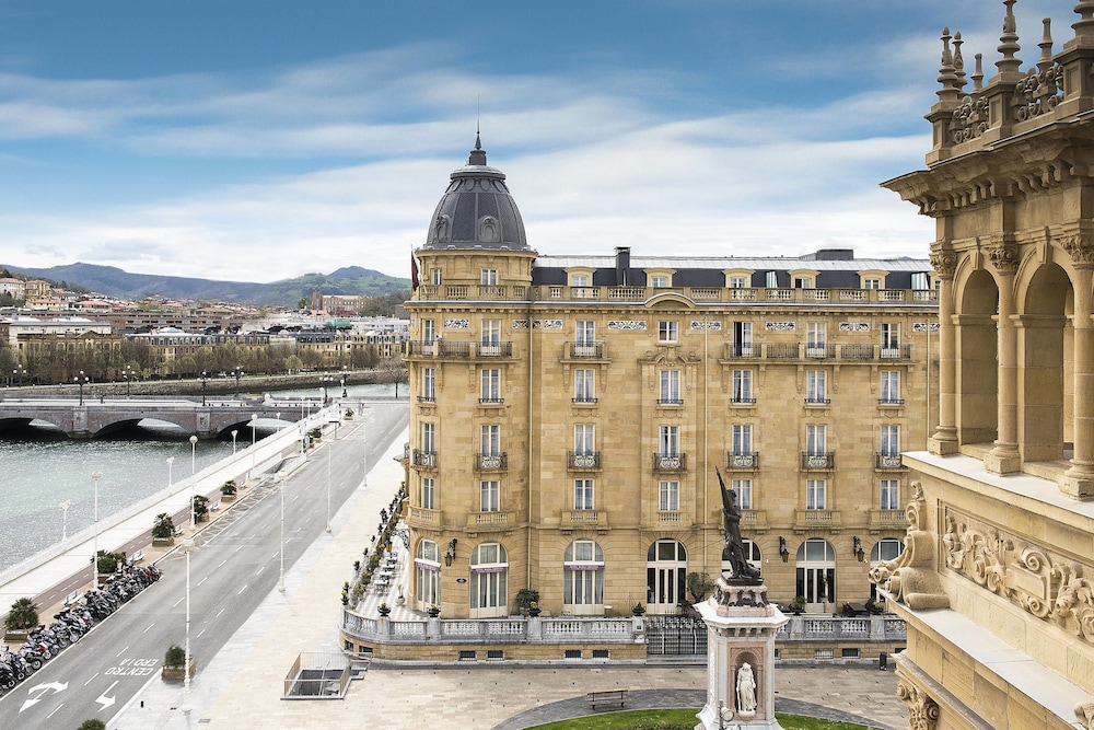 Hotel Maria Cristina, a Luxury Collection Hotel