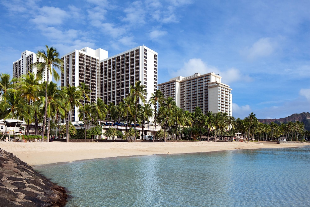 Waikiki Beach Marriott Resort Resort & Spa - Featured Image