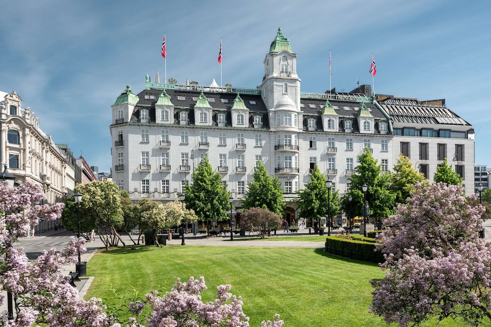 Grand Hotel Oslo by Scandic - Featured Image