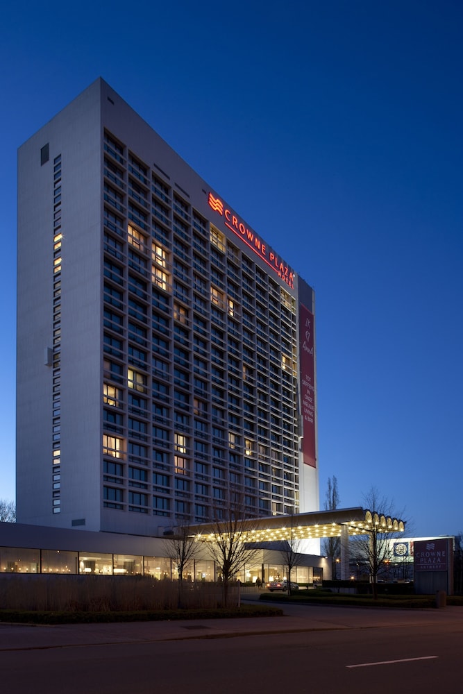 Crowne Plaza Antwerp - Featured Image
