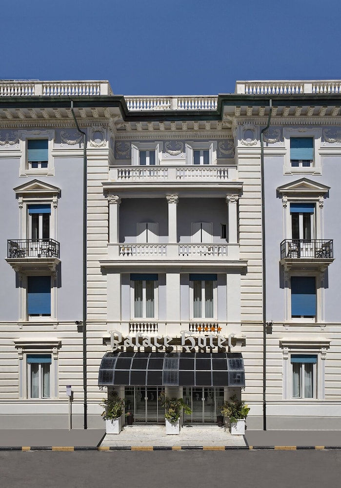 Palace Hotel