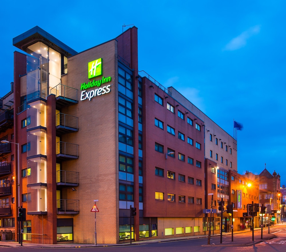 Holiday Inn Express Glasgow - City Centre Riverside - Featured Image