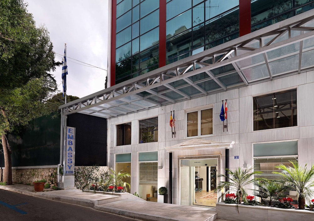 Best Western Plus Embassy Hotel