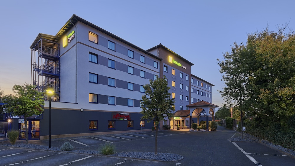Holiday Inn Express Cologne Troisdorf - Featured Image