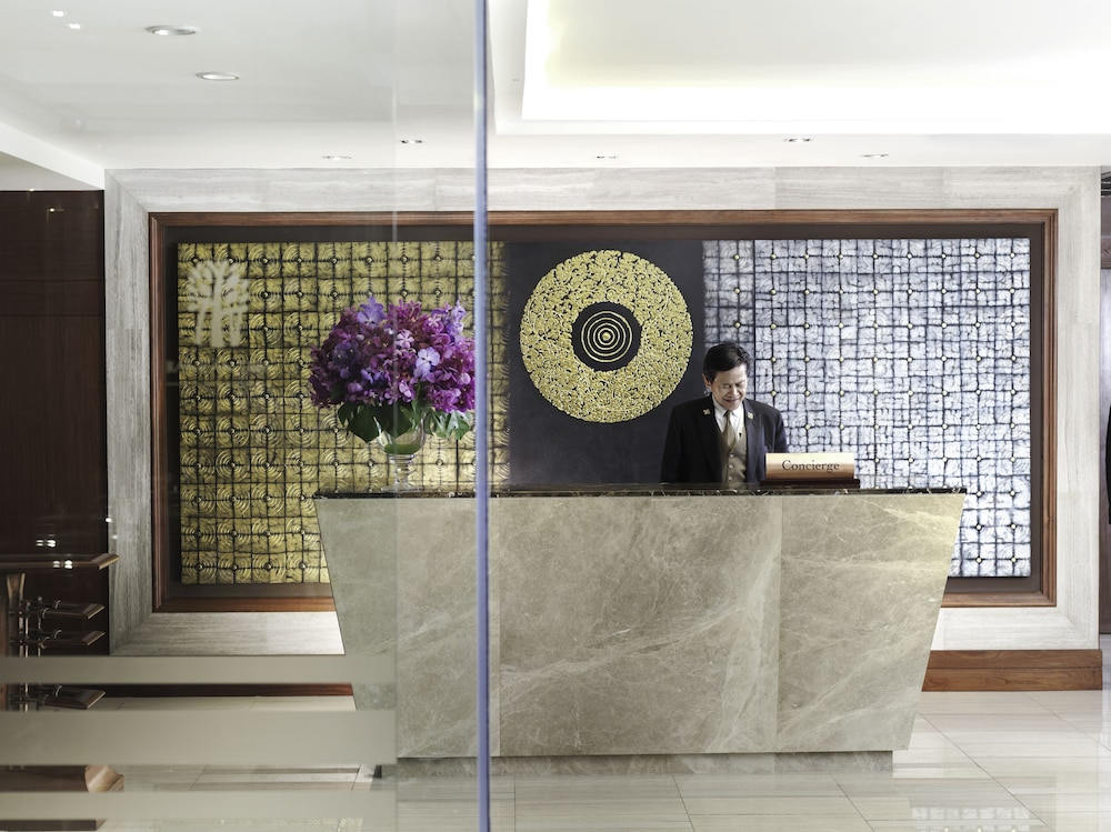 Concierge Desk