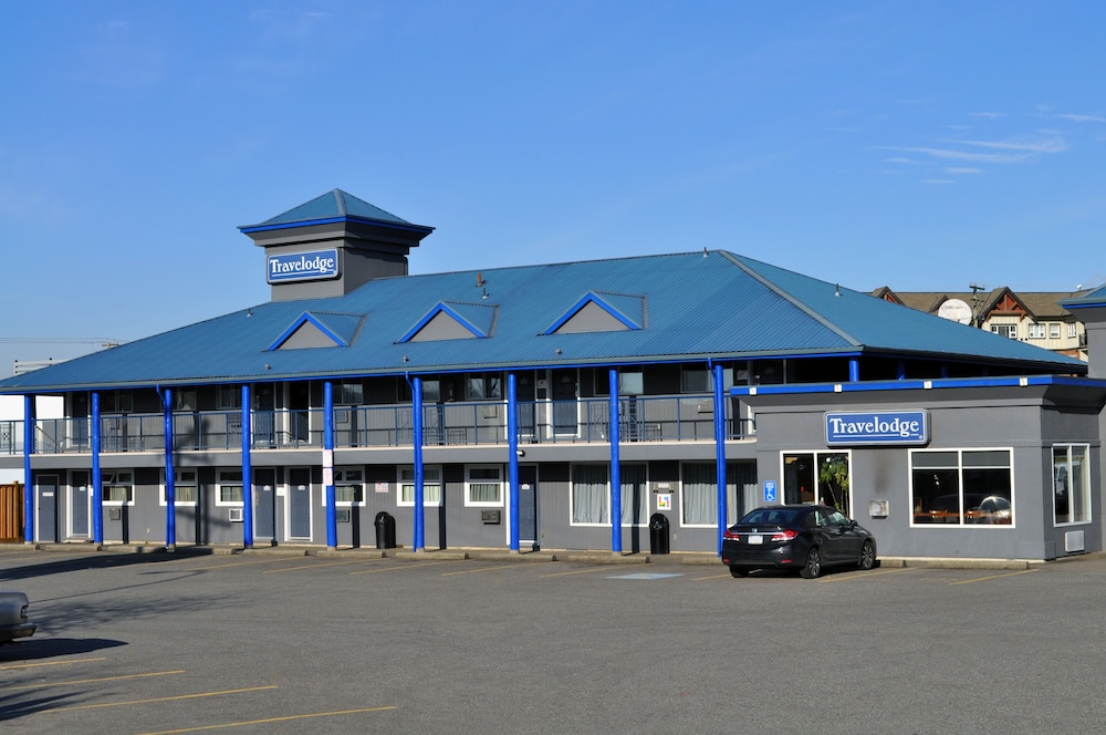 Travelodge Langley City - Featured Image