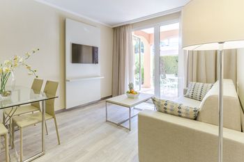 Oliva Nova Golf Beach & Golf Hotel