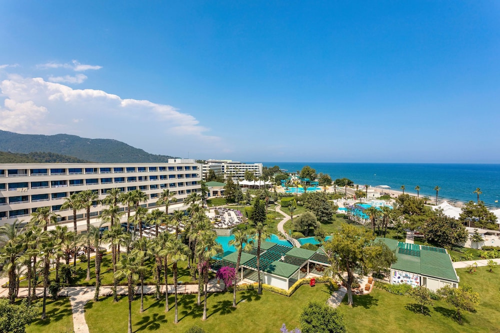 Hotel Mirage Park Resort