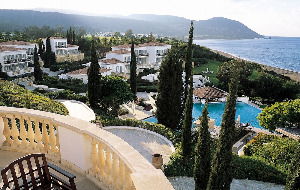 Anassa Hotel - Featured Image