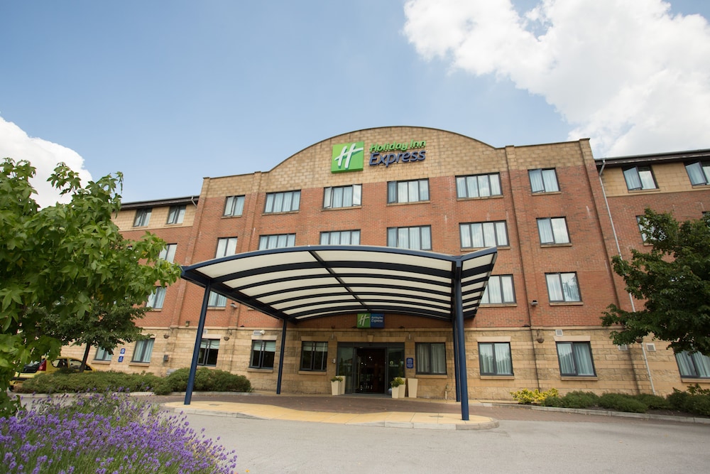 Holiday Inn Express Liverpool - Knowsley M57, Jct.4