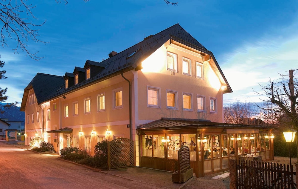 Hotel & Gasthof Hölle