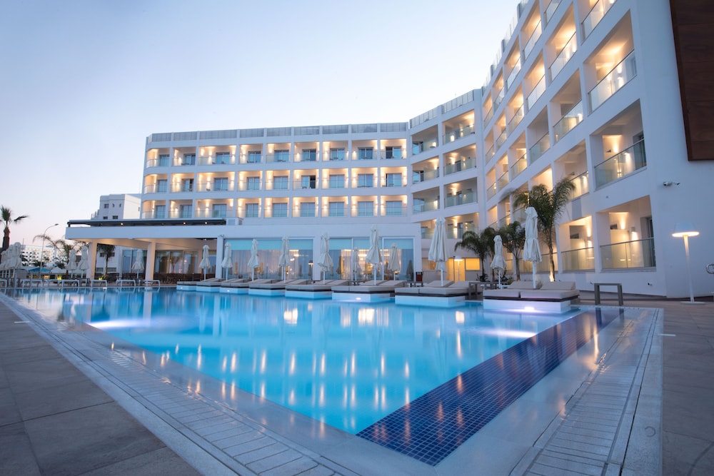 Evalena Beach Hotel Apartments - Featured Image