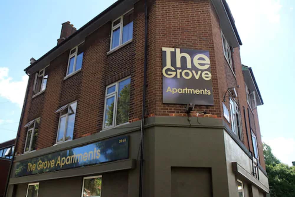 The Grove Apartments