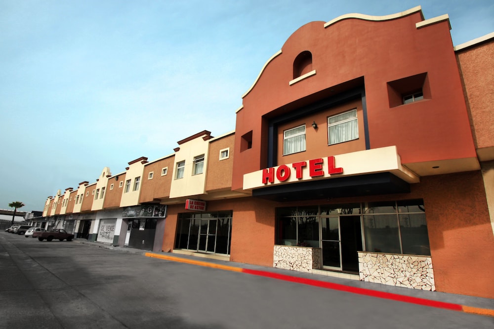 Hotel Astor Tijuana - Featured Image