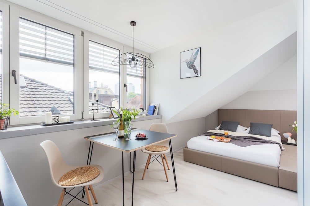 VISIONAPARTMENTS Zurich Zweierstrasse - Featured Image