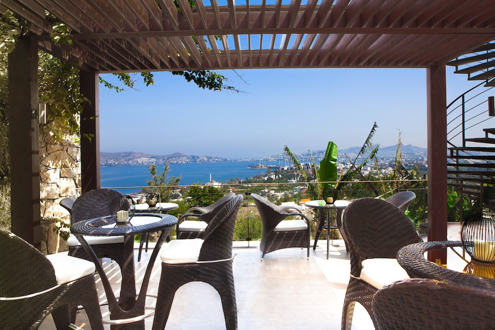 Spektr Hotel Bodrum - Featured Image