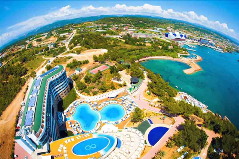 Water Planet Hotel & Aquapark