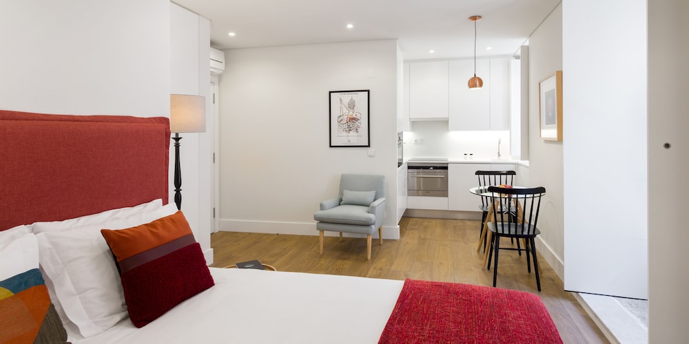 Lisbon Serviced Apartments - Bairro Alto - Featured Image