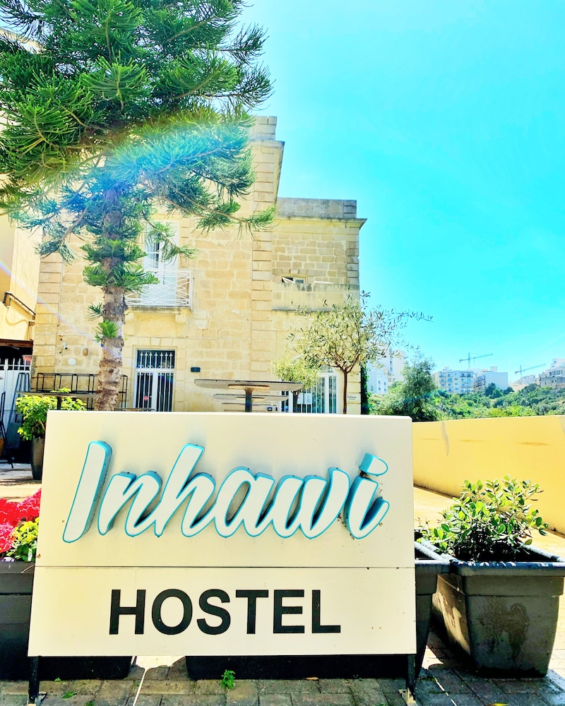 Hotel Inhawi Hostel