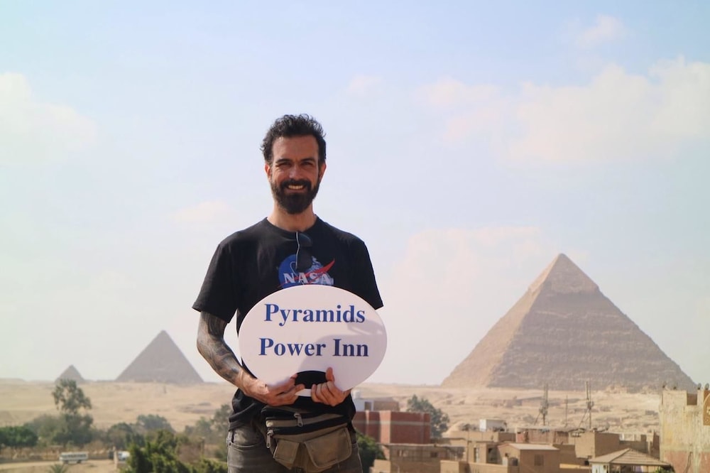 Pyramids Power Inn - Featured Image