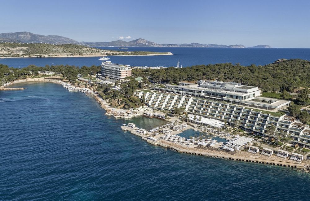 Four Seasons Astir Palace Hotel Athens - Featured Image