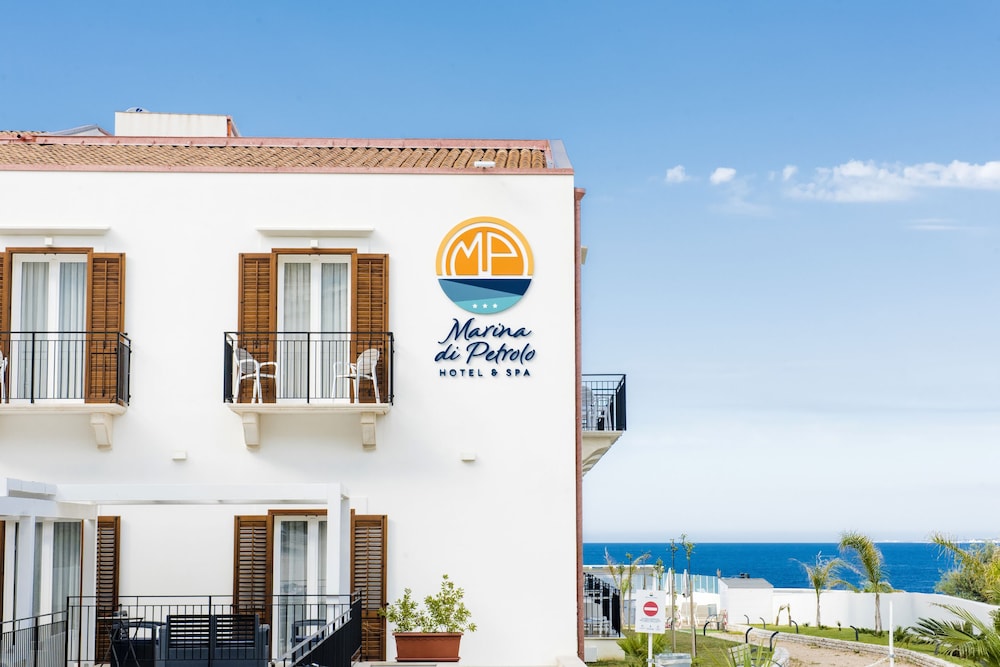 Marina di Petrolo Hotel & Spa