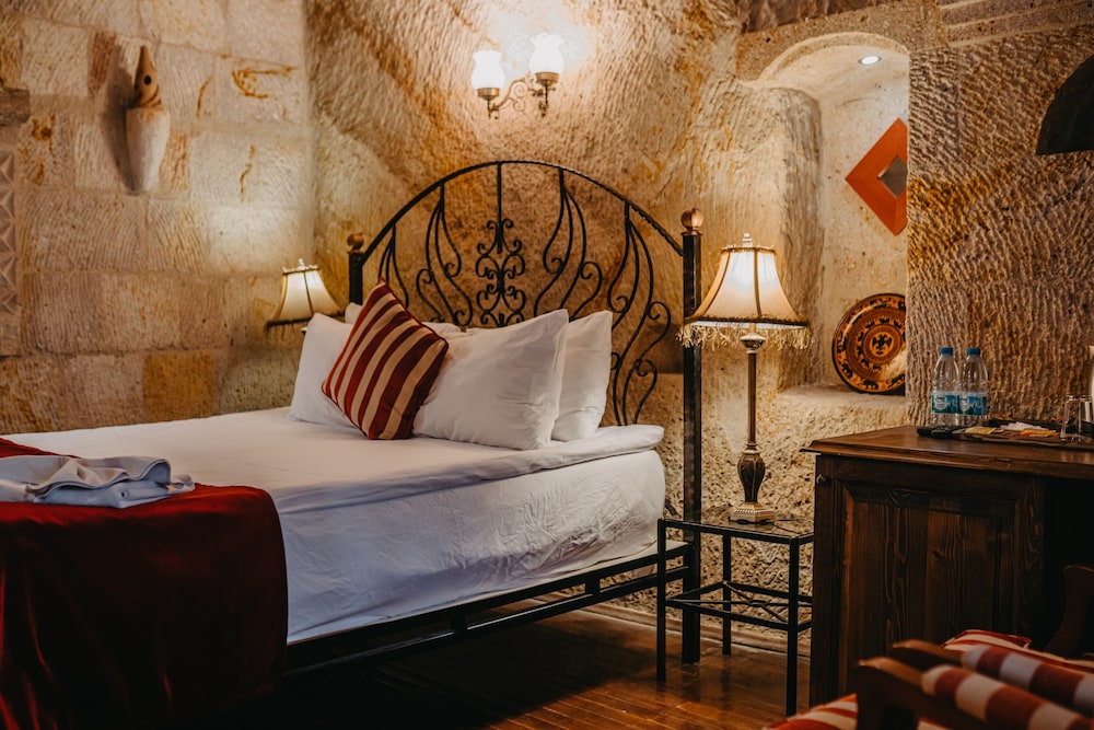 Roca Cappadocia Hotel - Featured Image