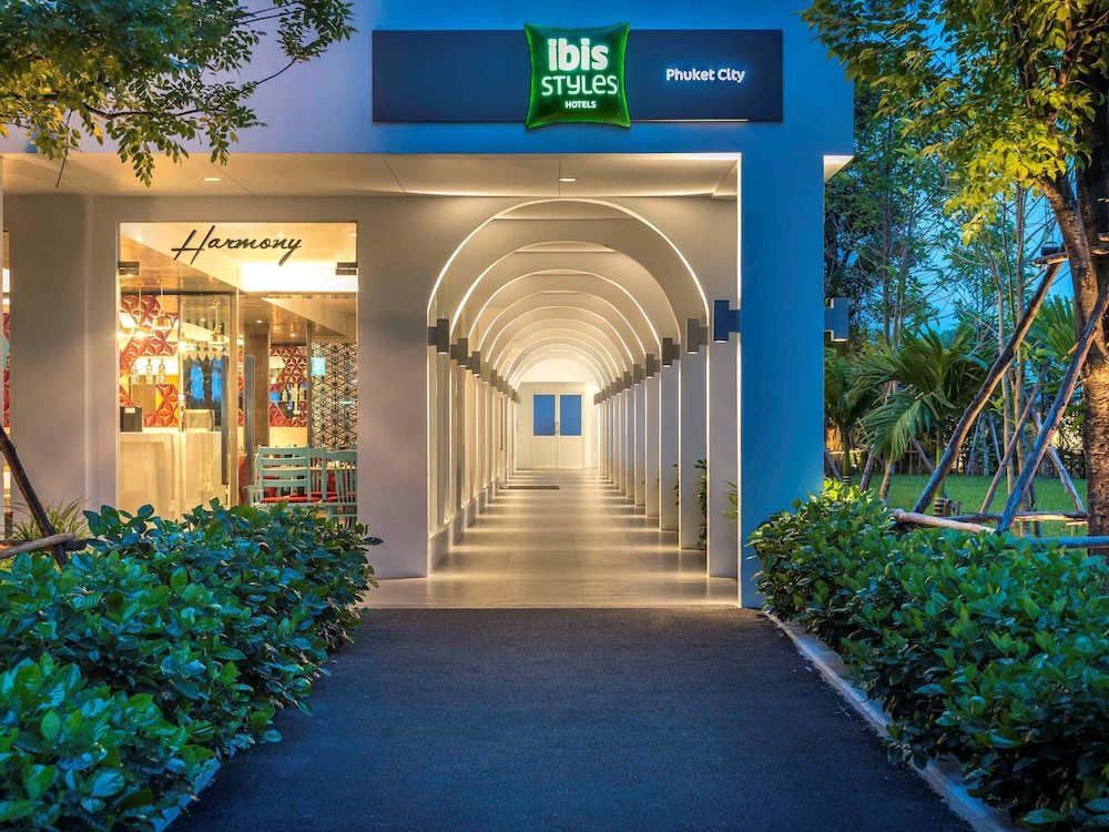 ibis Styles Phuket City - Featured Image