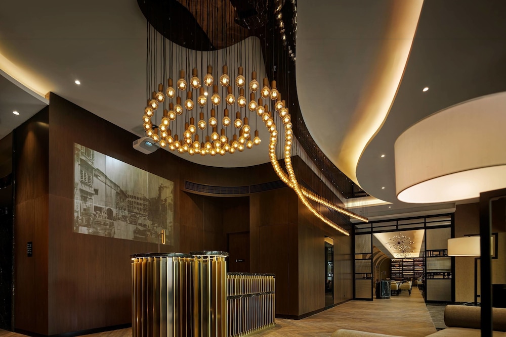 Hotel Stripes Kuala Lumpur, Autograph Collection