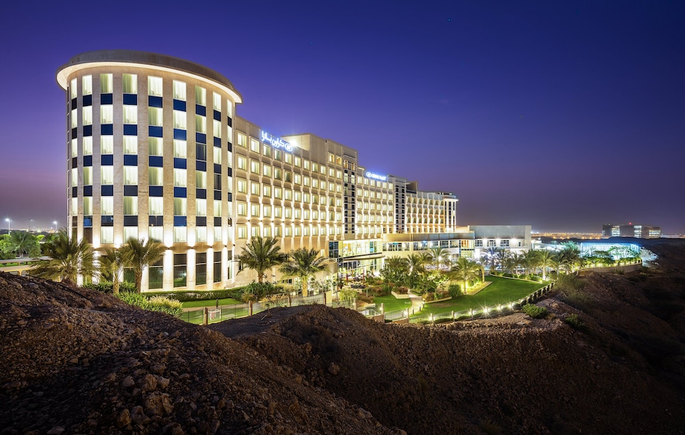 Crowne Plaza Muscat OCEC