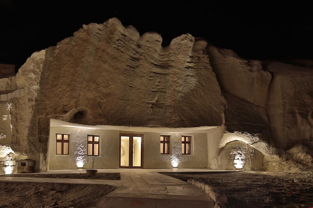 Miracle Cave Hotel - Featured Image