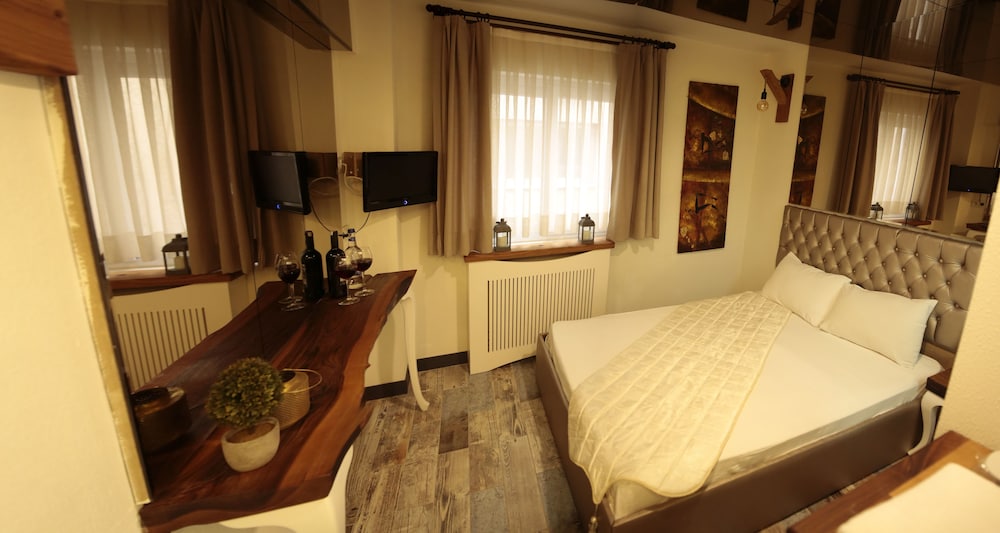 Cagla Pinar Hotel - Featured Image