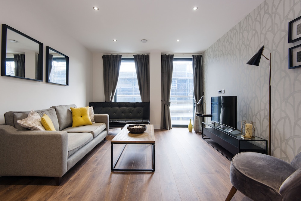 Aldgate City Apartments