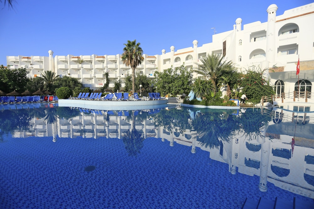 Hammamet Garden Resort & Spa - Featured Image