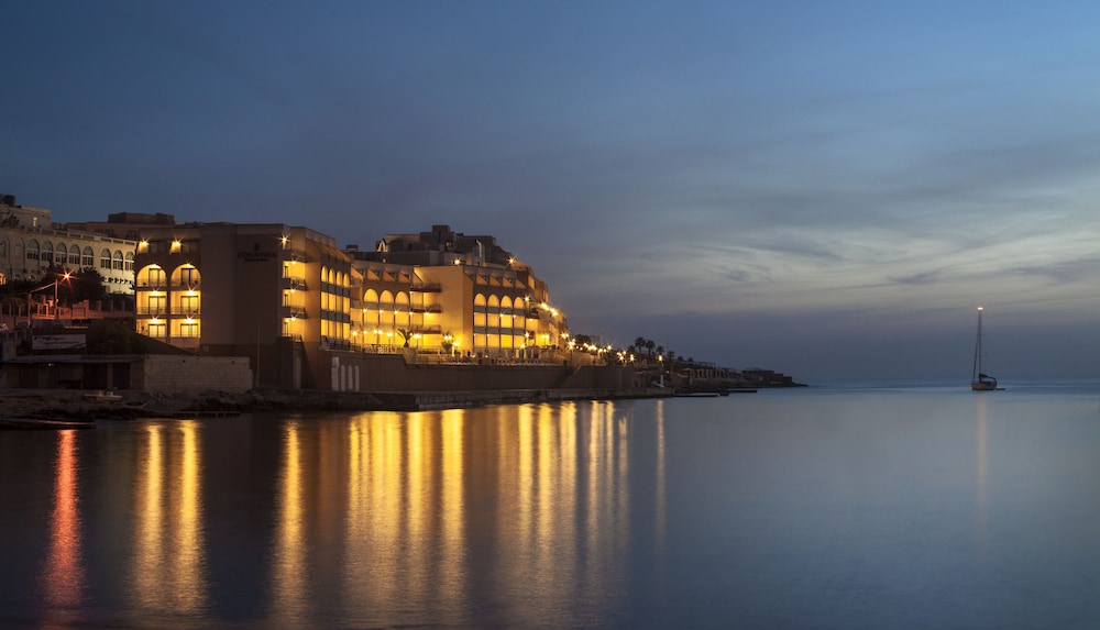 Marina Hotel Corinthia Beach Resort - Featured Image