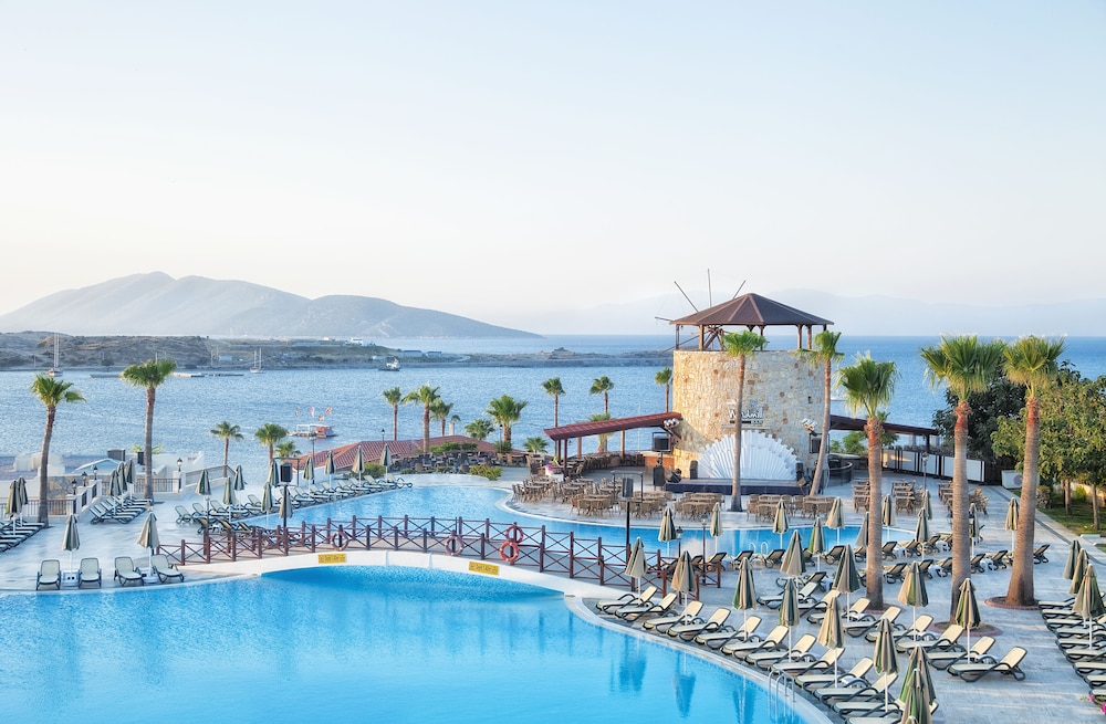 Asteria Bodrum Resort - Featured Image