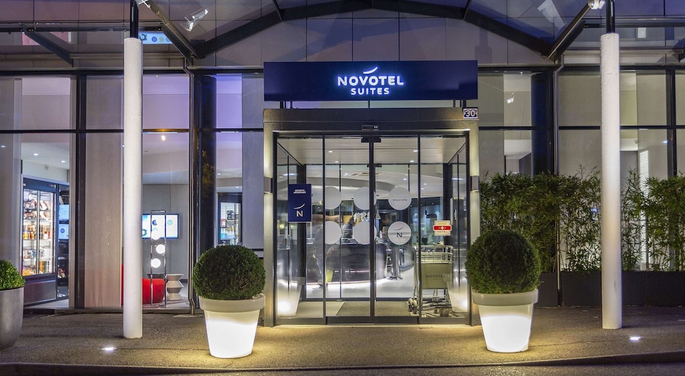 Novotel Suites Geneve Aeroport - Featured Image