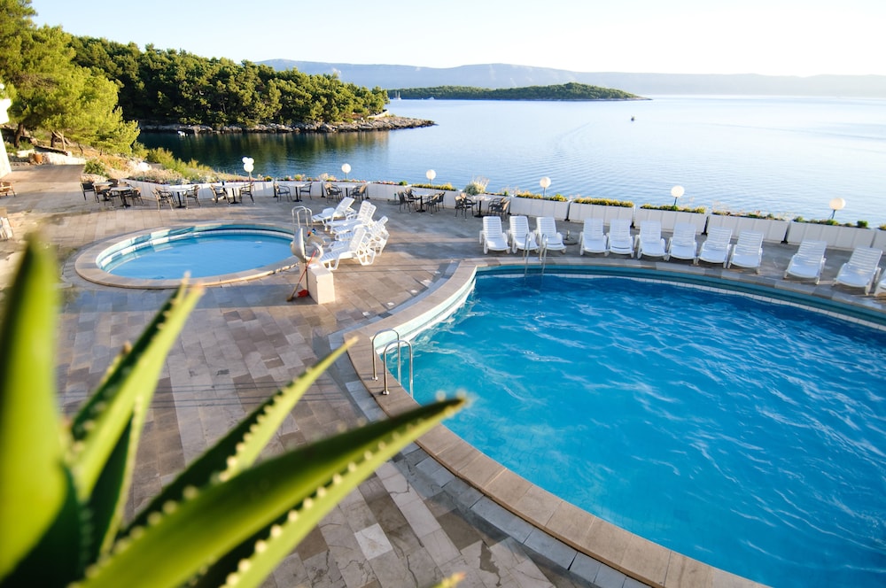 Adriatiq Resort Fontana - Featured Image