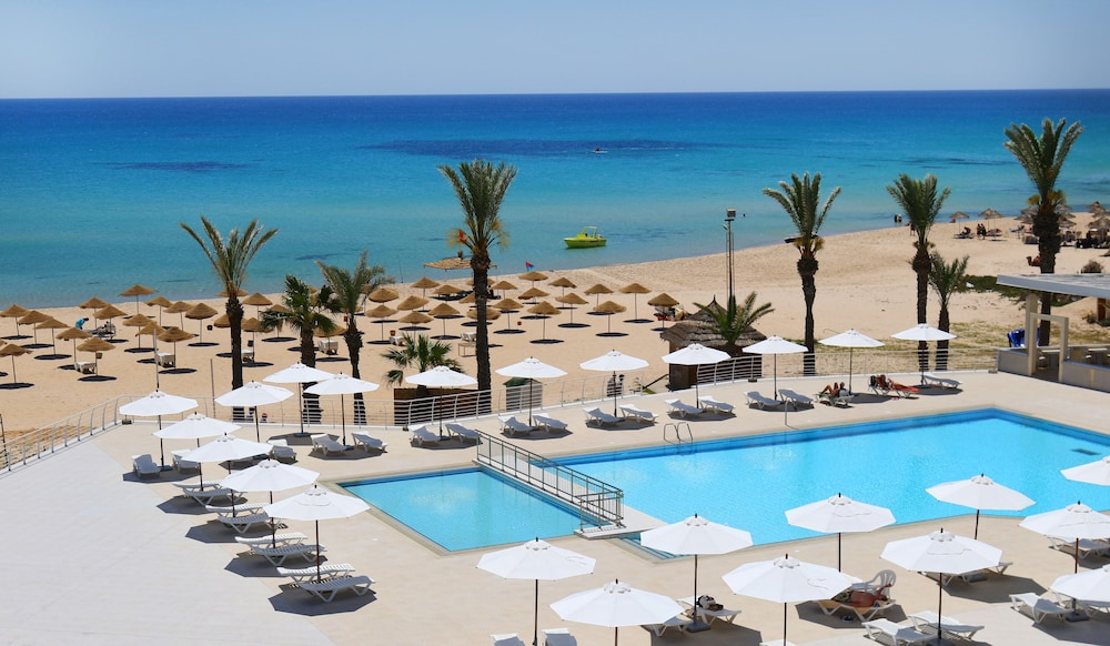 PrimaSol Omar Khayam Resort & Aquapark - Featured Image