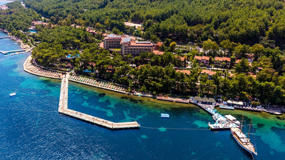 Club Marmaris Palace - Featured Image