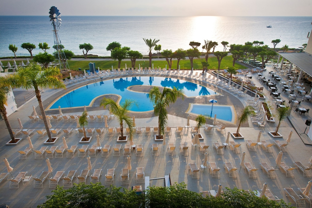 Pernera Beach Hotel - Featured Image