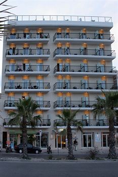 Bayview Hotel & Apartments