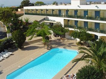 Hotel Danae