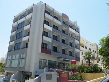 Dean Hamlet Hotel