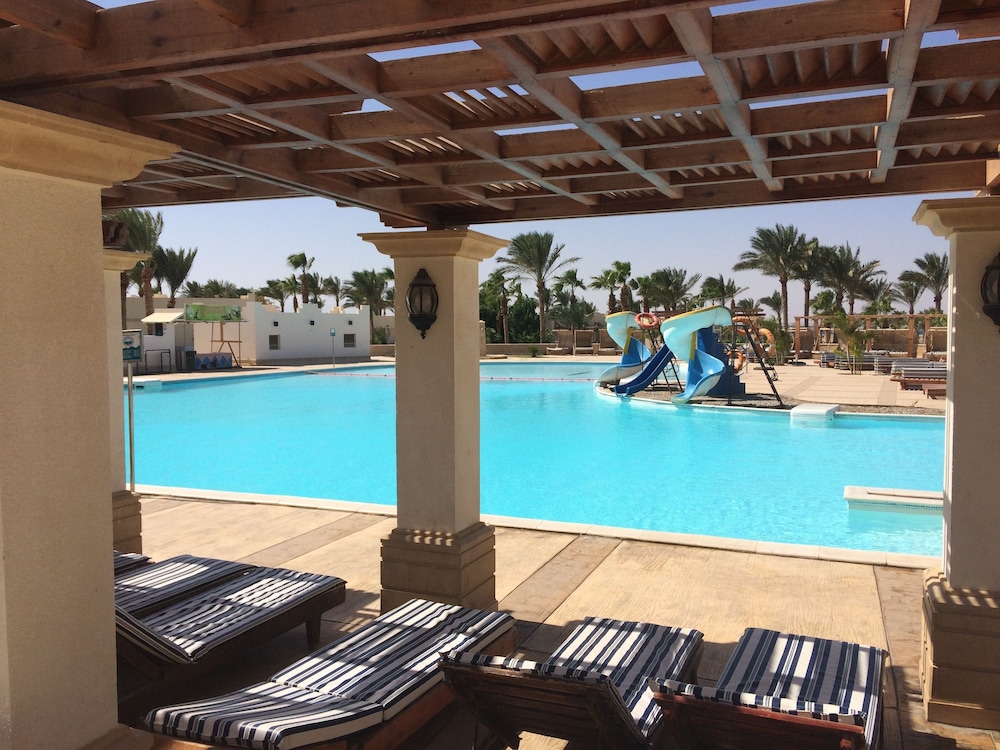 Hurghada Coral Beach Hotel